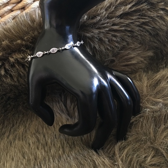 Oval pavilion cut cz 925 sterling silver bracelet - Picture 3 of 11